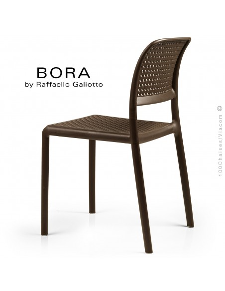 Collection BORA, sturcture et assise plastique couleur.