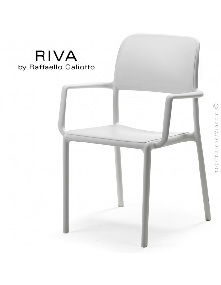 Fauteuil design RIVA, sturcture et assise plastique couleur blanc.