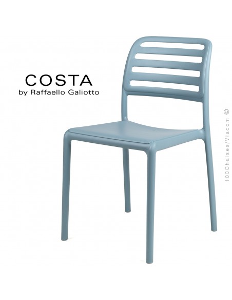 Chaise design COSTA, sturcture et assise plastique couleur bleu clair.