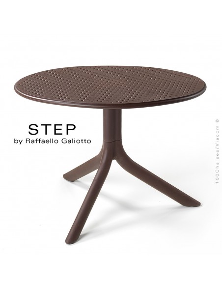 Table basse STEP, plateau rond plastique ajouré, piétement colonne centrale plastique café.