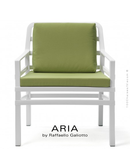 Fauteuil lounge ARIA, structure plastique blanc, avec coussin d'assise et dossier pistache.