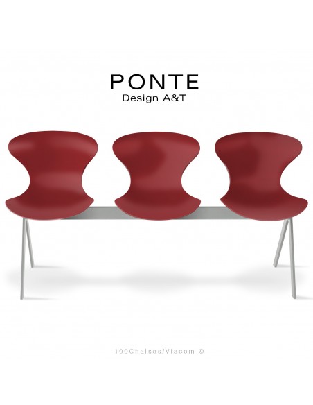 Banc PONTE 3 places, piétement acier peint gris clair, coque plastique couleur rouge.