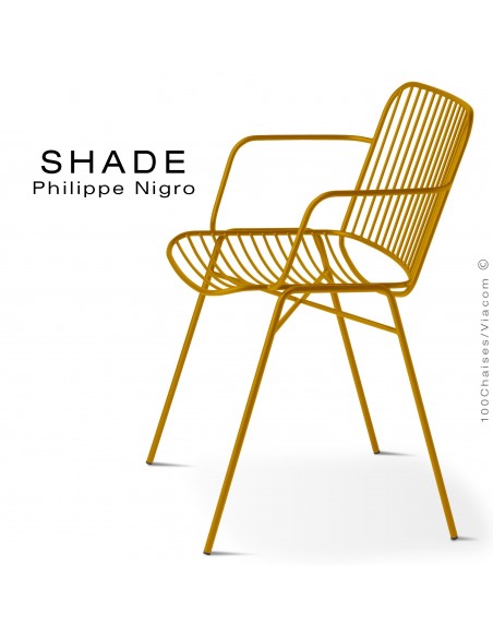 Fauteuil SHADE, structure 4 pieds en tube, assise et dossier en tige d'acier finition jaune curry.