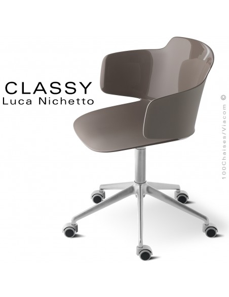 Fauteuil de bureau CLASSY, piétement aluminium brillant avec roulettes, assise pivotante coque couleur argile avec accoudoirs.