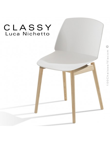 Chaise design CLASSY, piétement bois de Frêne vernis naturel, assise coque plastique couleur blanc.