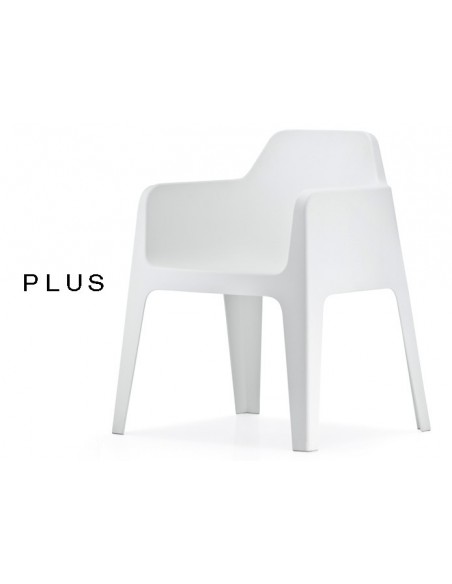 PLUS fauteuil design plastique de couleur blanc.