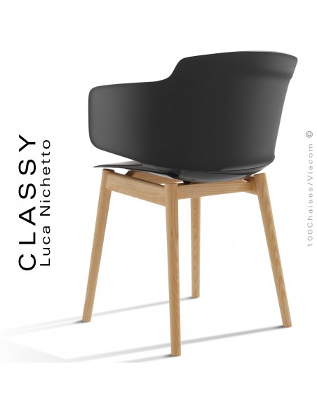 Fauteuil design CLASSY, piétement bois de Frêne vernis châtaigne, assise coque plastique couleur noir.