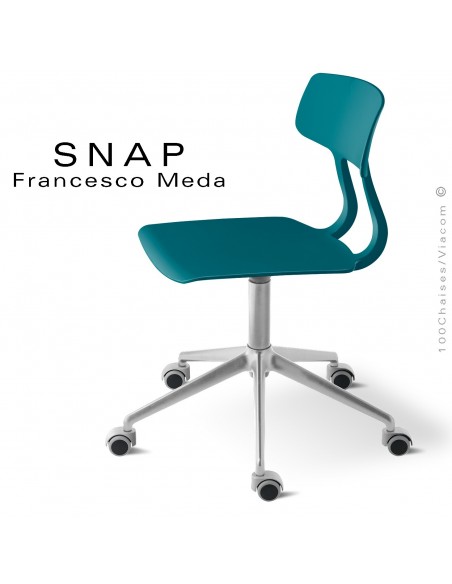 Chaise de bureau SNAP, piétement aluminium brillant avec roulettes, assise hauteur réglable, pivotante coque couleur bleu d'eau.