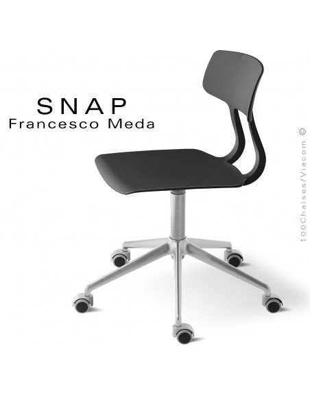 Chaise de bureau SNAP, piétement aluminium brillant avec roulettes, assise hauteur réglable, pivotante coque couleur noir.