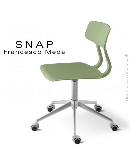 Chaise de bureau SNAP, piétement aluminium brillant avec roulettes, assise hauteur réglable, pivotante coque couleur pistache.