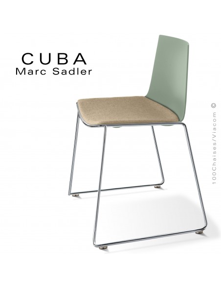 Chaise design CUBA, piétement luge chromé brillant, coque plastique couleur vert Pistache, tissu couleur crème.