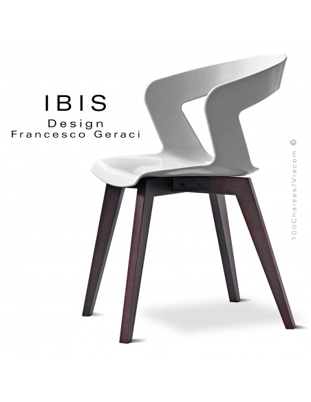 Chaise IBIS, piétement bois de hêtre vernis brun, assise coque couleur blanche.