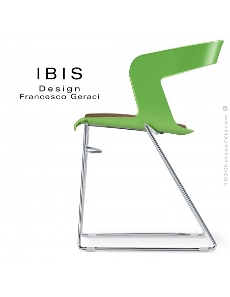 Chaise design IBIS, assise couleur vert pomme avec coussin feutre sable, piétement type luge chromé brillant.