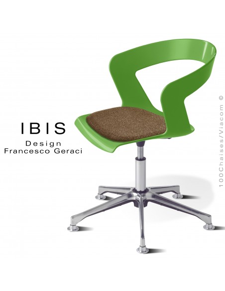 Chaise design pivotante IBIS, assise coque verte avec élévation et coussin d'assise sable, piétement aluminium brillant. Chaise design pivotante IBIS, assise coque verte avec élévation et coussin d'assise sable, piétement aluminium brillant.