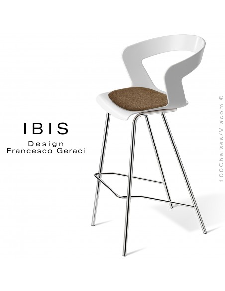 Tabouret design pour bar IBIS, piétement chromé brillant, assise coque couleur blanche avec coussin feutre sable.