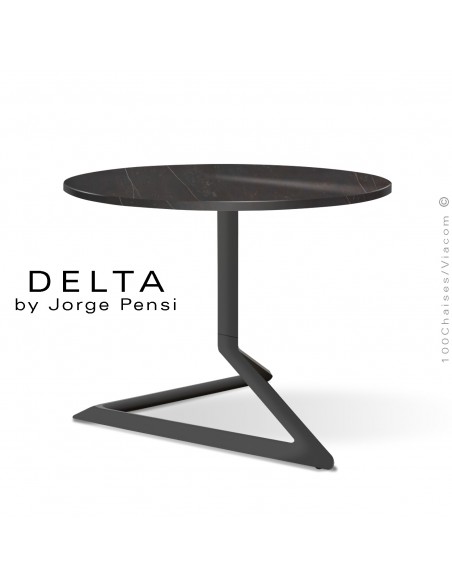 Table basse design DELTA, plateau Ø50 cm, céramique DEKTON, couleur Kelya, piétement aluminium peinture noir.