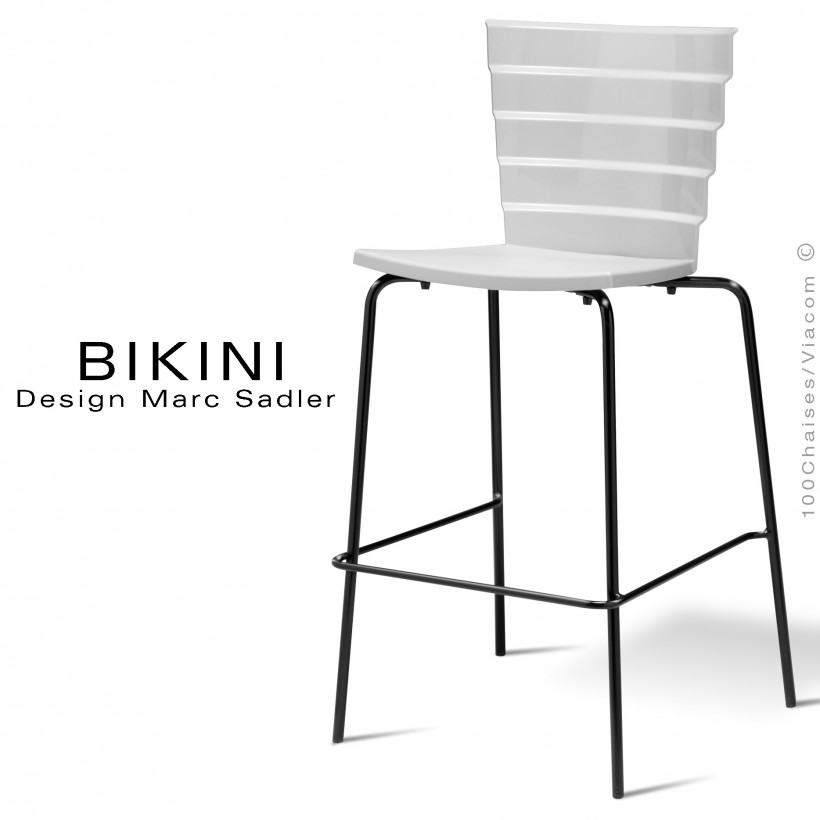 Tabouret de bar design BIKINI, piétement peint noir, assise coque plastique couleur blanche.