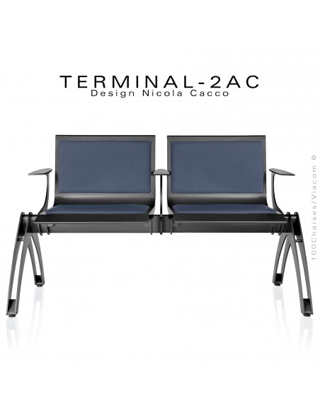 Banc design TERMINAL, assise deux places avec accoudoirs et coussins d'assises tissu bleu, finition structure peint anthracite.