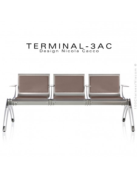 Banc design pour salle d'attente TERMINAL, 3 places avec coussins et accoudoirs, habillage tissu M1 ou AM18, couleur marron.