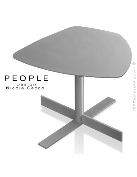 Table basse pour salon lounge PEOPLE, piétement peint aluminium, plateau type MDF, peint aluminum avec chant incliné.