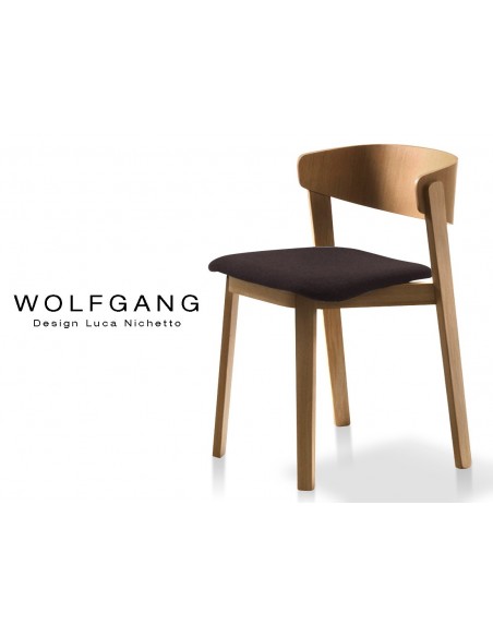 WOLFGANG chaise design en bois finition noix, assise capitonnée noir.