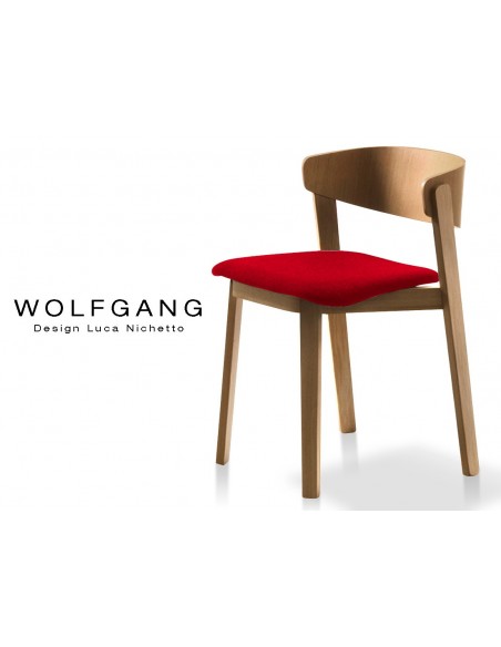 WOLFGANG chaise design en bois finition noix, assise capitonnée rouge.
