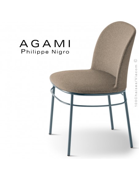 Chaise AGAMI, assise et dossier habillage tissu gris argile, piétement acier peint antracite.