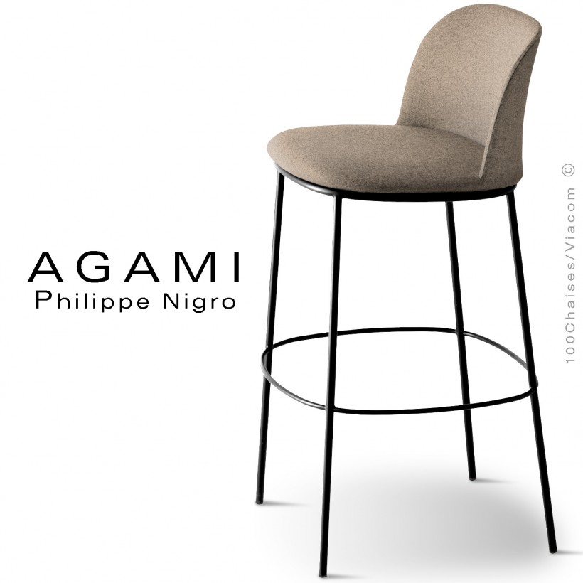 Tabouret de bar AGAMI, assise et dossier habillage tissu gris argile, piétement acier peint noir.