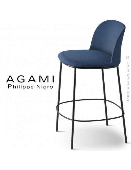 Tabouret de cuisine AGAMI, assise et dossier habillage tissu bleu foncé, piétement acier peint noir.