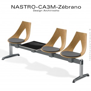 Banc design ou siège sur poutre NASTRO, piétement aluminum poli, assise bois Zébarno avec coussin et tablette porte revue.