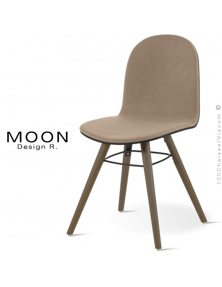 Chaise pour snack ou restaurant MOON, piètement bois vernis Wengé, assise et dossier garnis, habillage Alcantara Camel.