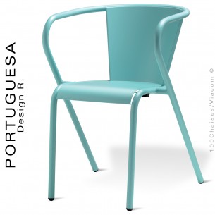 Fauteuil design PORTUGUESA, structure 4 pieds avec accoudoirs, assise et dossier en tôle d'acier plat, peint bleu clair.