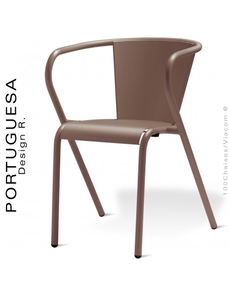 Fauteuil design PORTUGUESA, structure 4 pieds avec accoudoirs, assise et dossier en tôle d'acier plat, peint marron chocolat.