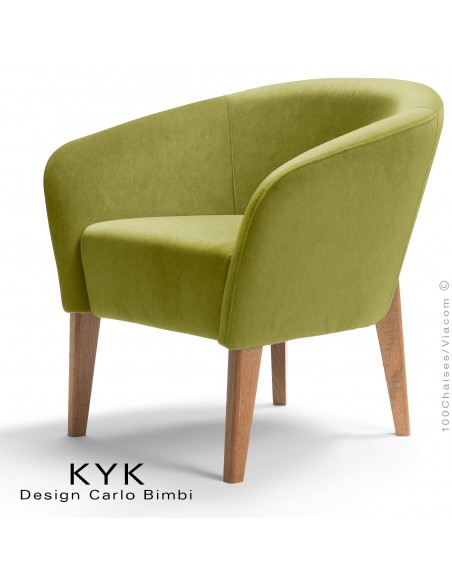 Fauteuil de salon KYK pieds bois vernis naturel incolore, assise et dossier garnis, habillage tissu synthétique, couleur vert.