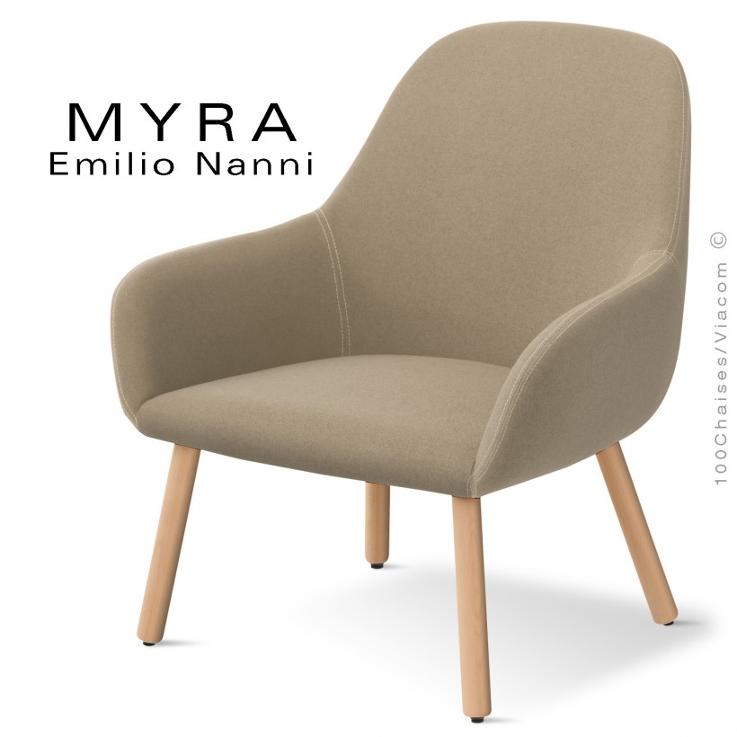 Fauteuil lougne design MYRA, assise et dossier garnis, habillage tissu Medley du fabricant Gabriel, piétement bois vernis.