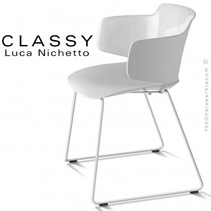Fauteuil d'intérieur et d'extérieur CLASSY, piétement luge peint, assise coque plastique blanche.