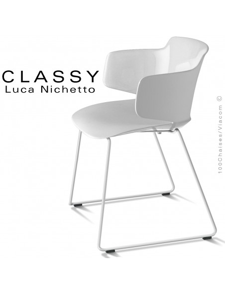 Fauteuil d'intérieur et d'extérieur CLASSY, piétement luge peint, assise coque plastique blanche.