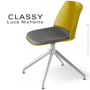 Chaise de bureau CLASSY, piétement aluminium brillant, assise coque plastique curry avec coussin d'assise tissu Medley gris.