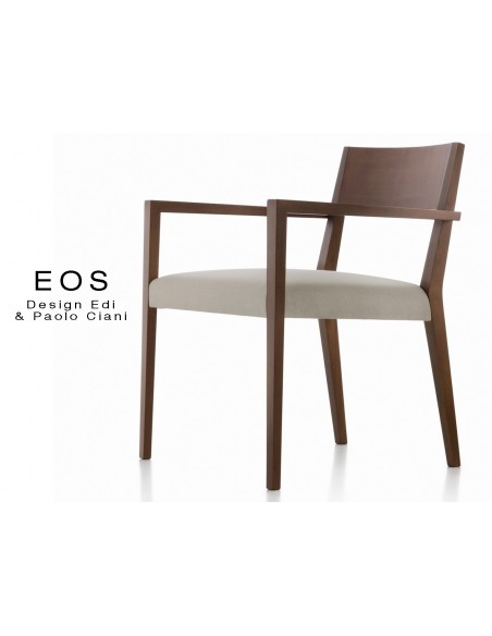 EOS fauteuil design en bois finition vernis acajou, assise capitonnée gris.