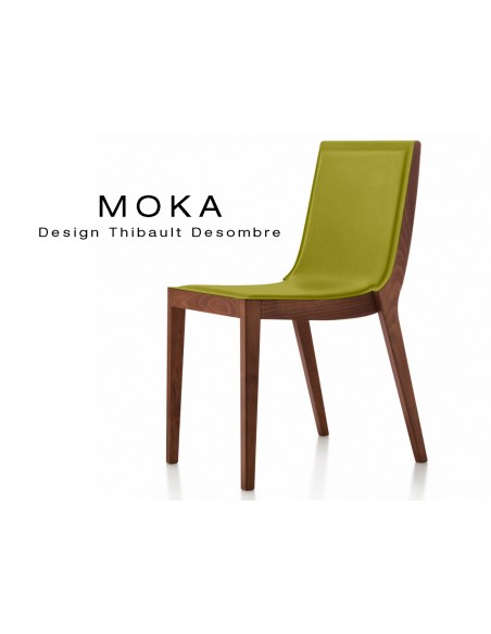 Chaise design MOKA en bois, vernis acajou, assise capitonnée cuir couvrant collé vert.