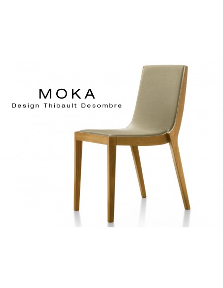 Chaise design MOKA en bois finition noyer, assise capitonnée tissu King-L, couleur chanvre.