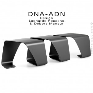 Banc design DNA-ADN pour salle d'attente, assise 3 places aux formes hélicoïdales en tôle d'acier peint noir, pour extérieur.