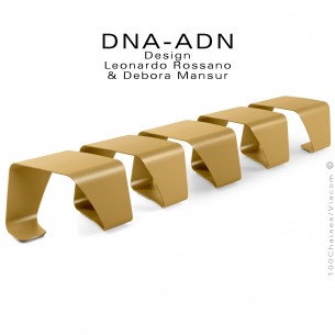 Banc design DNA-ADN pour salle d'attente, assise 5 places aux formes hélicoïdales en tôle d'acier peint jaune, pour extérieur.