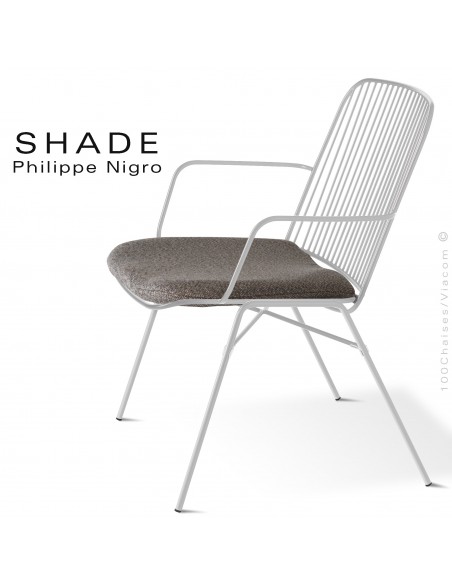 Fauteuil confort lounge pour extérieur SHADE, structure acier peint blanc avec traitement cataphorèse et coussin d'assise.