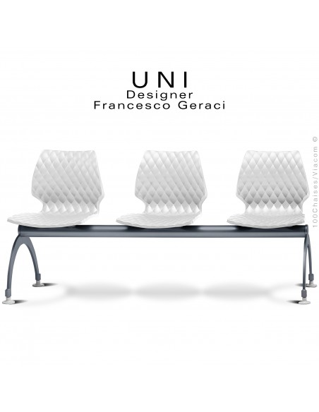 Banc ou assise sur poutre UNI, 3 places, piétement peint anthracite, assise coque effet matelassé couleur blanc.