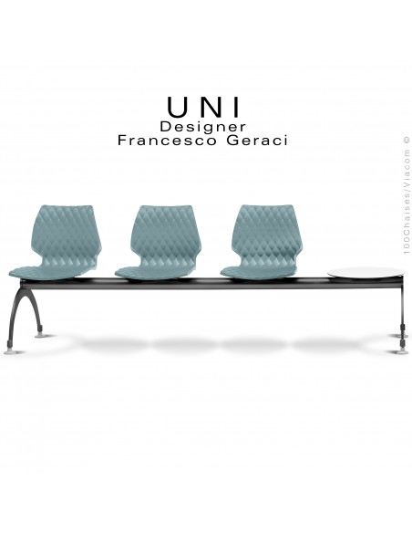 Banc ou assise sur poutre UNI, 3 places, assise couleur bleu poudre, piétement peint noir.