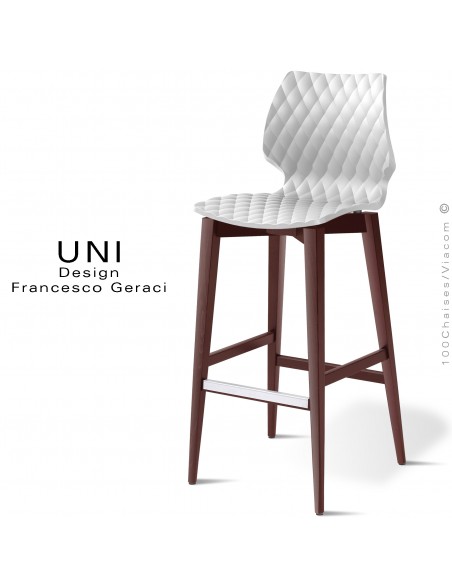 Tabouret de bar en bois UNI, piétement teinté brun, assise coque plastique couleur blanche.