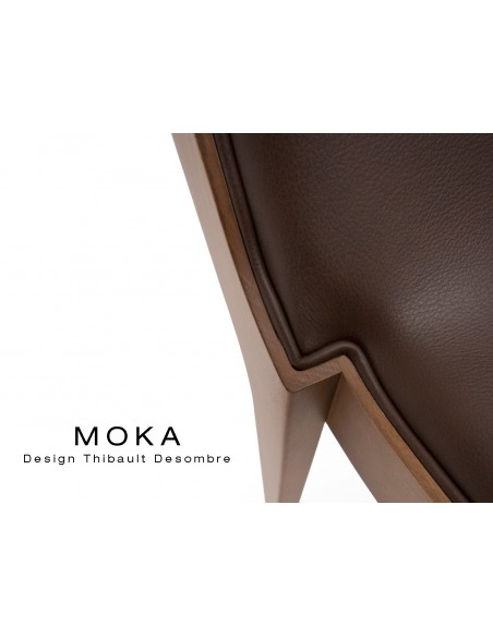 Détaille finition collection MOKA, chaise structure en bois, dos et assise capitonnée cuir.