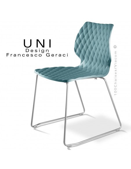 Chaise design UNI, piétement luge chromé brillant, assise coque plastique couleur bleu poudre.