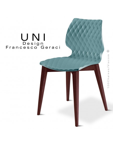 Chaise UNI, piétement bois de hêtre teinté brun, assise effet matelassé couleur bleu poudre.